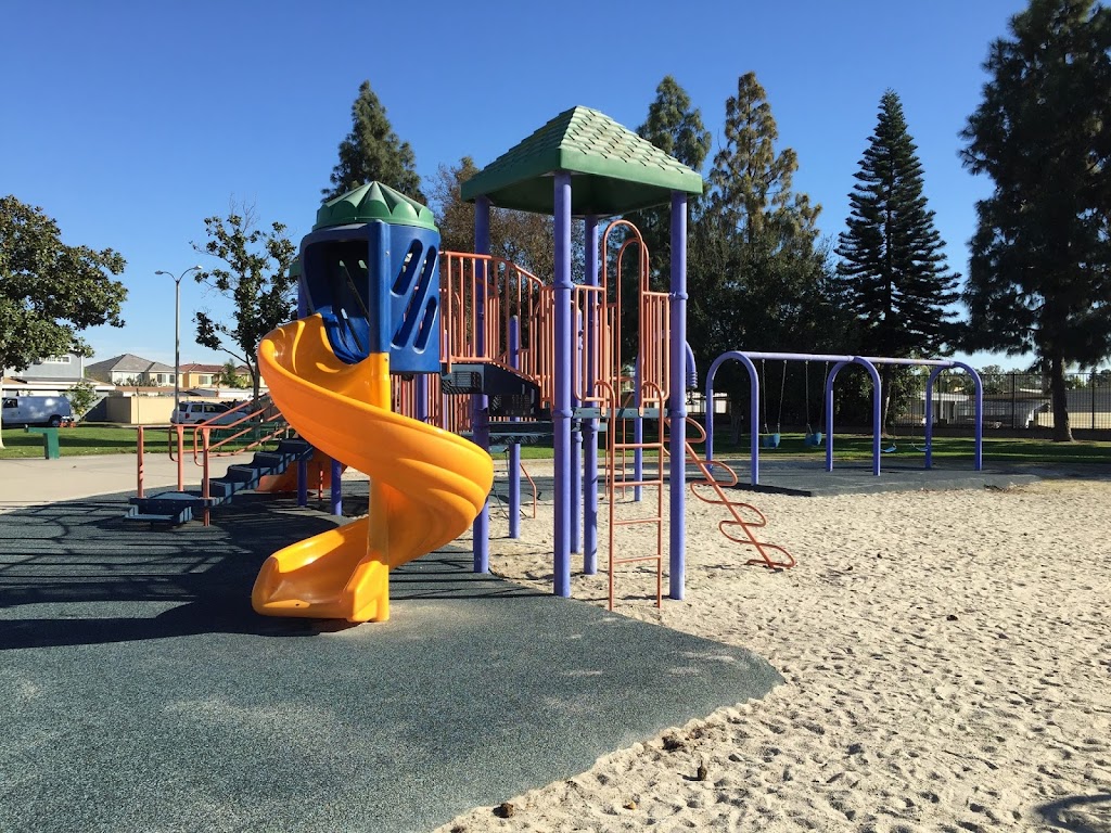 Newcastle Park | 14720 Kent St, Westminster, CA 92683, USA | Phone: (714) 898-3311