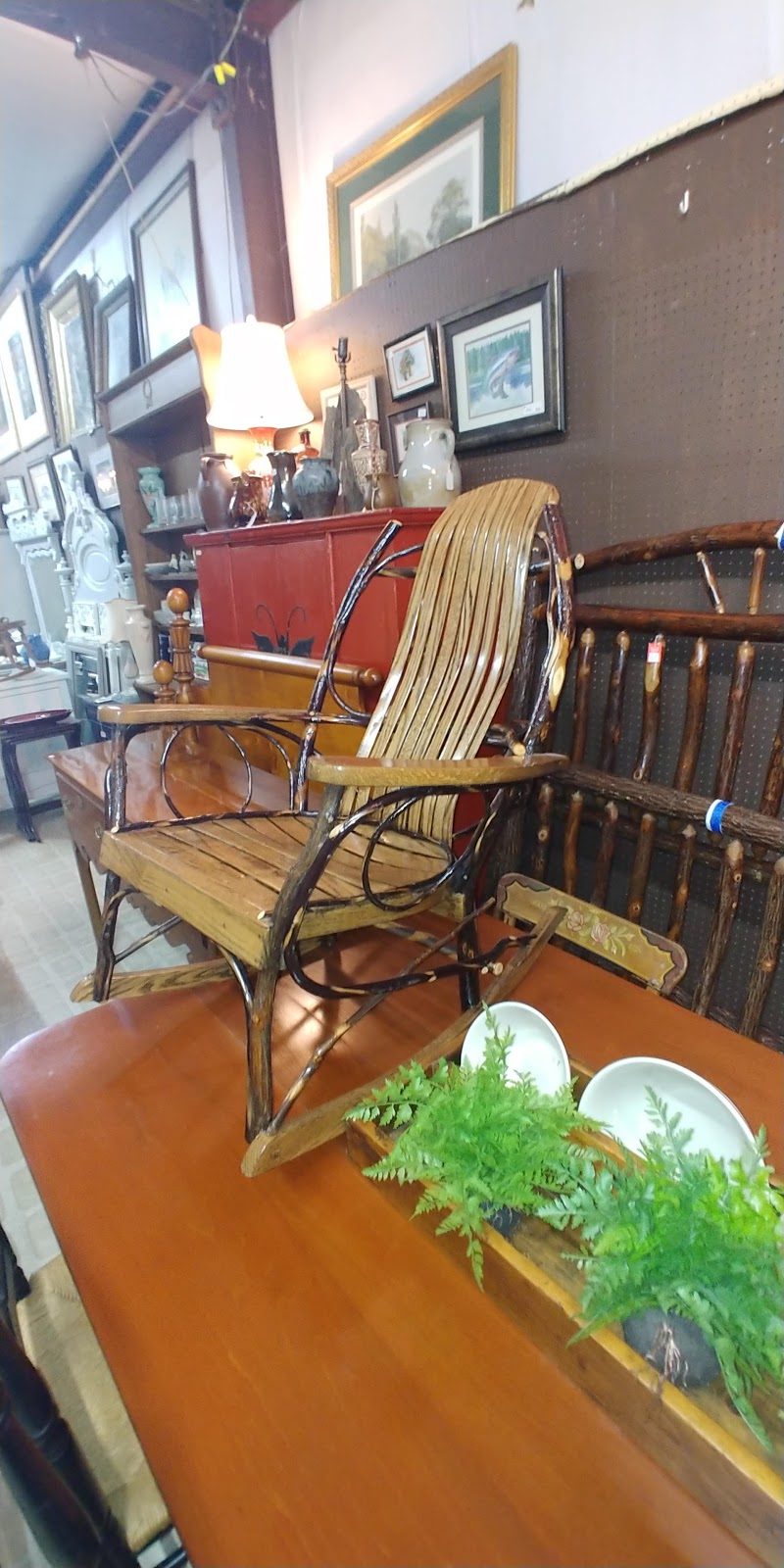 Chelsea Antique Mall | 14569 US-280, Chelsea, AL 35043, USA | Phone: (205) 678-2151