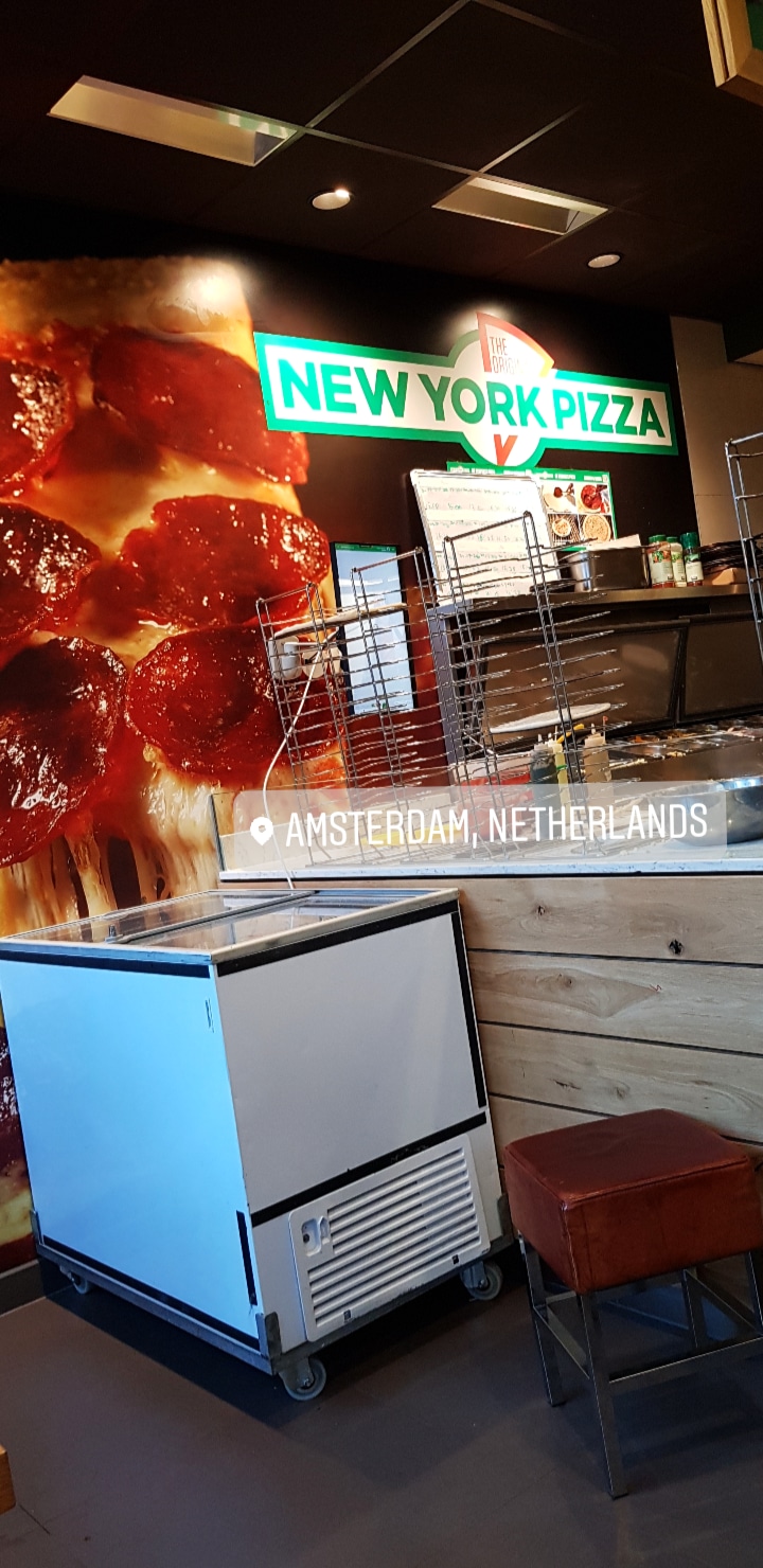 New York Pizza | Hoekenrode 12, 1102 BR Amsterdam, Netherlands | Phone: 020 226 0044