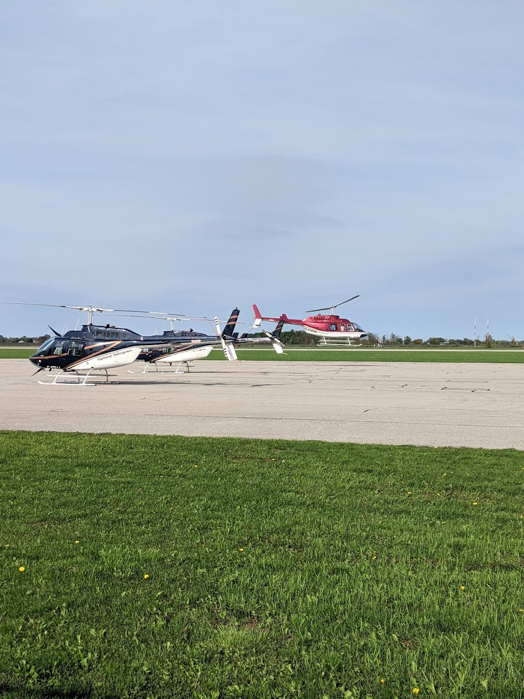 Niagara District Airport | 468 Niagara Stone Rd, Niagara-on-the-Lake, ON L0S 1J0, Canada | Phone: (905) 684-7447