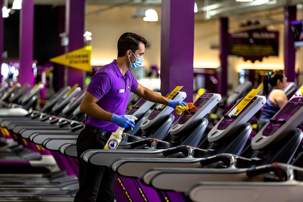 Planet Fitness | 3315 W 45th St, Highland, IN 46322, USA | Phone: (219) 595-5111