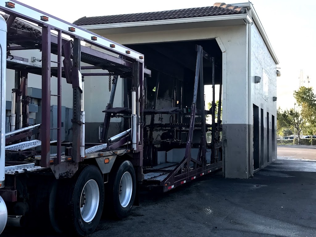 Noels Truck Wash | 13899 W Okeechobee Rd, Hialeah, FL 33018, USA | Phone: (786) 333-9635