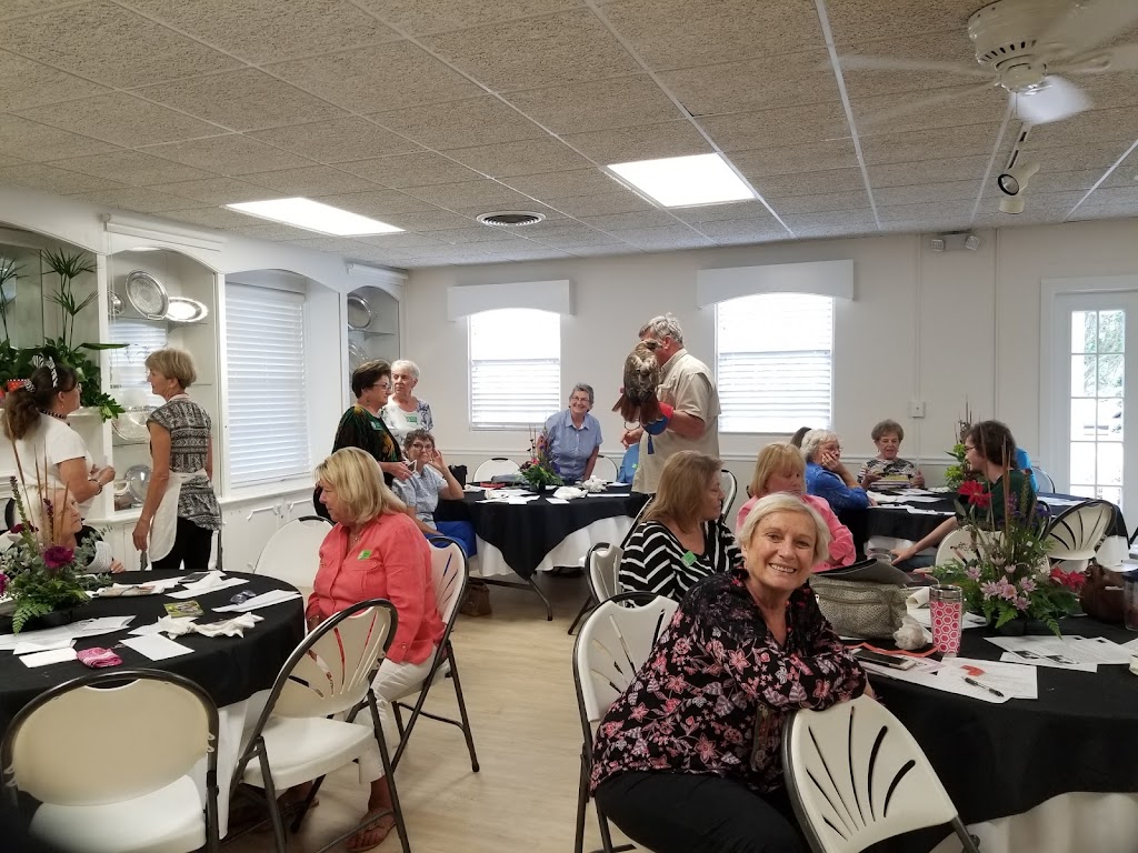 Manatee River Garden Club, Inc. | 3120 1st Ave W, Bradenton, FL 34205, USA | Phone: (941) 704-2388