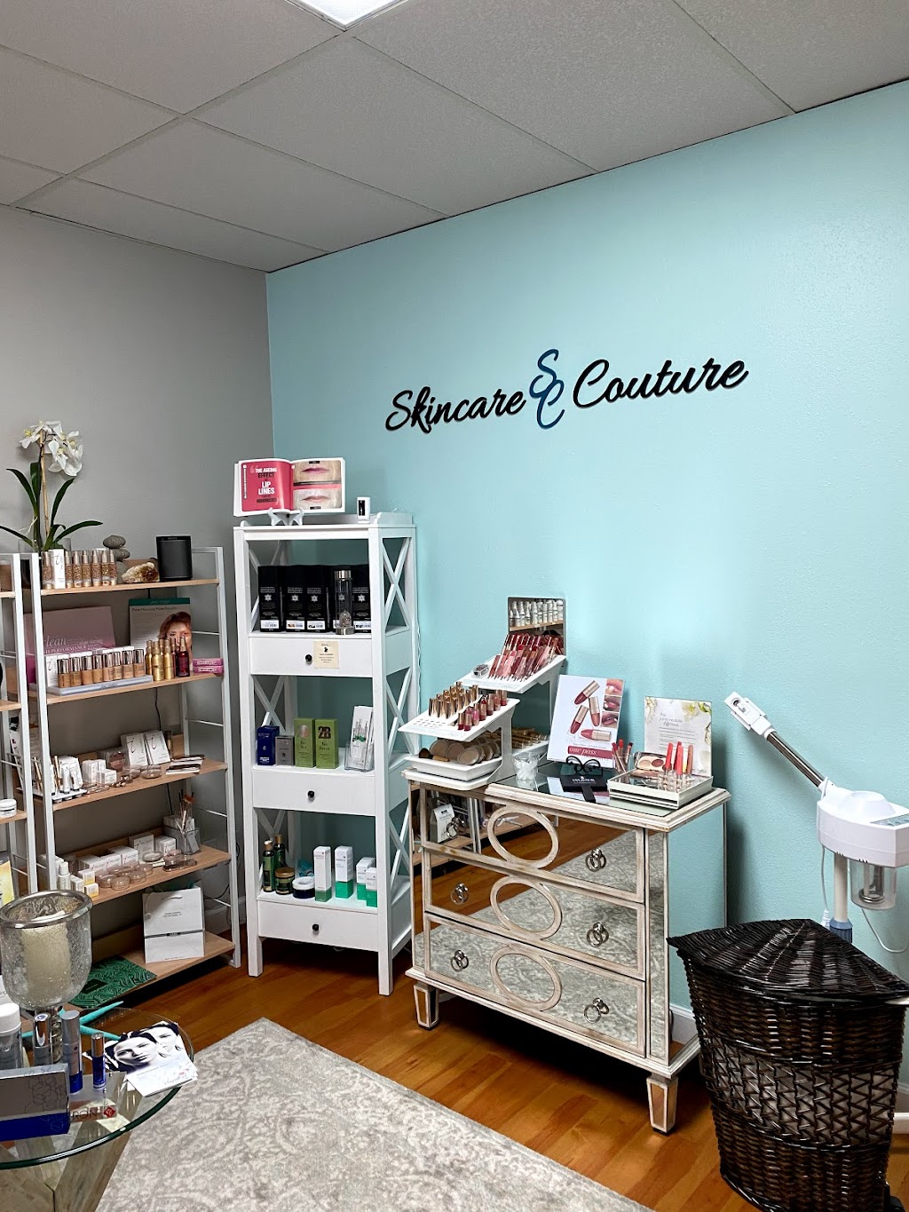SkinCare Couture Med Spa | Palm Aire Plaza Shopping Center #104, 5899 Whitfield Ave, Sarasota, FL 34243, USA | Phone: (941) 358-7721