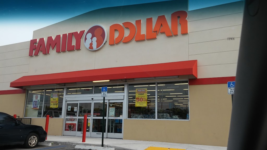 Family Dollar | 1700 NW 183rd St, Miami Gardens, FL 33056, USA | Phone: (305) 914-1233