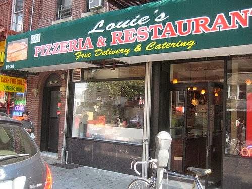 Louies | 8134 Baxter Ave # 1, Queens, NY 11373, USA | Phone: (718) 440-9346