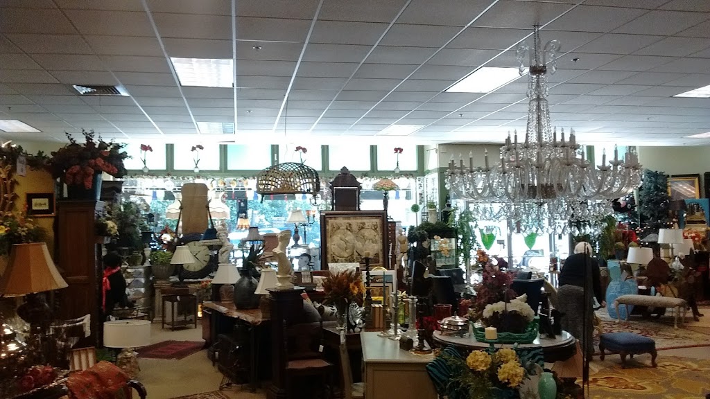 Piccolo Antique Mall | 134 N Main St, Belmont, NC 28012, USA | Phone: (704) 825-5656