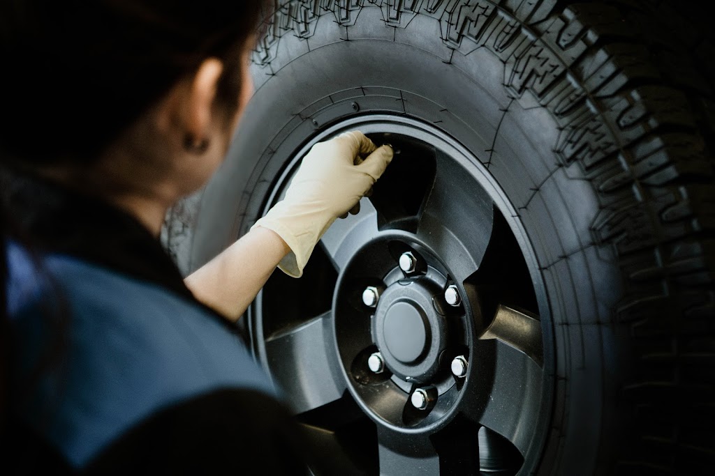 Essey Tire | 5200 PA-51, Belle Vernon, PA 15012, USA | Phone: (724) 379-4800