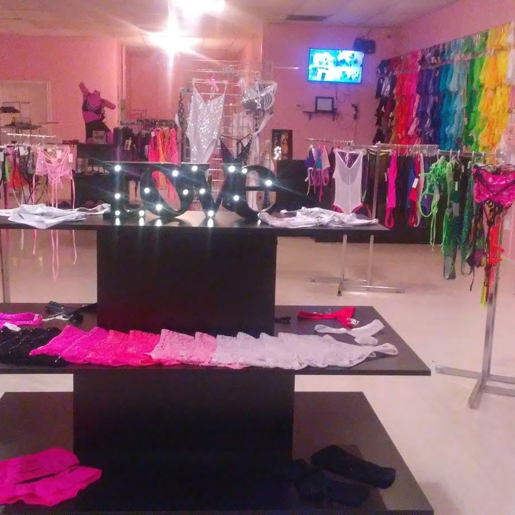 Glitter Gear | 2400 Meacham Blvd suite 104, Fort Worth, TX 76106, USA | Phone: (682) 316-8289