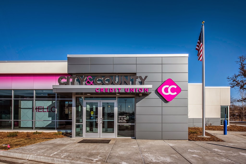 City & County Credit Union - Shoreview Office | 1001 Red Fox Rd, Shoreview, MN 55126, USA | Phone: (651) 225-2700