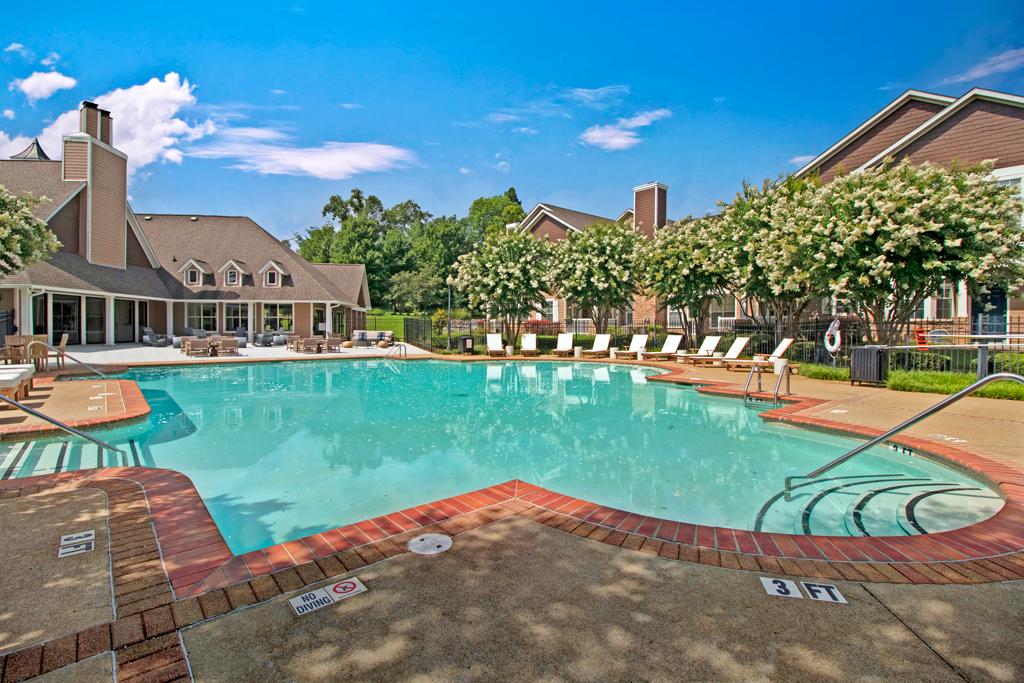 The Hamptons at Woodland Pointe Apartments | 1501 Woodland Pointe Dr, Nashville, TN 37214, USA | Phone: (615) 872-2562