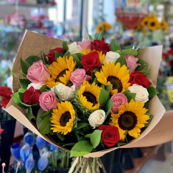 Compton Flower Shop | 4408 Rosecrans Ave, Compton, CA 90221, USA | Phone: (310) 761-4772