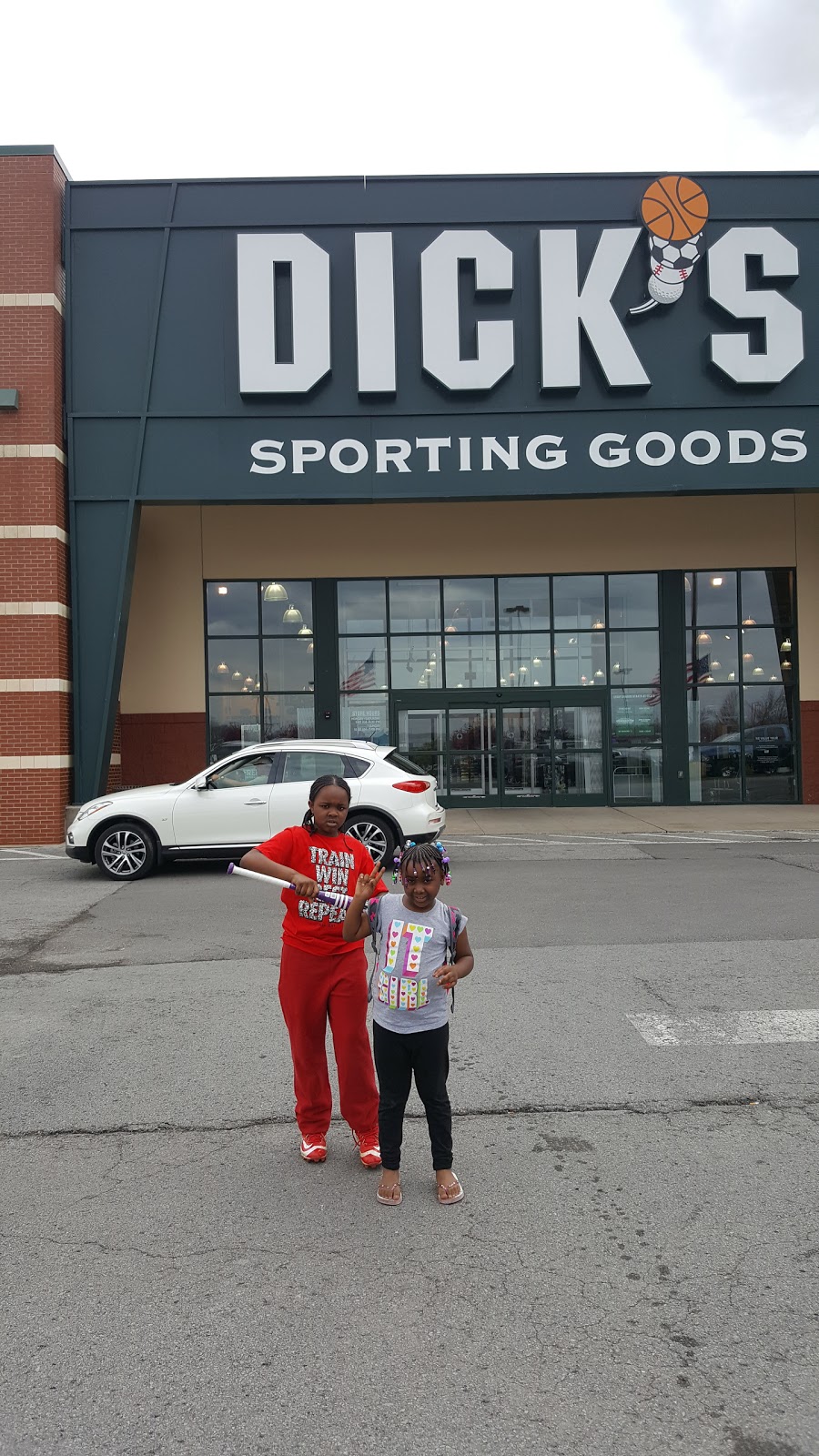 DICKS Sporting Goods | 2305 Gallatin Pike N, Madison, TN 37115, USA | Phone: (615) 855-1443