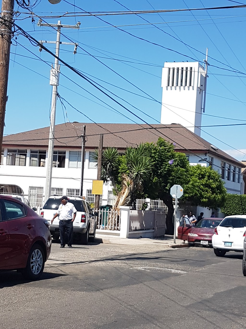 Parroquia San Miguel Arcangel | Avenida de la Luz 4827, Laescondida, 22106 Tijuana, B.C., Mexico | Phone: 664 681 1901