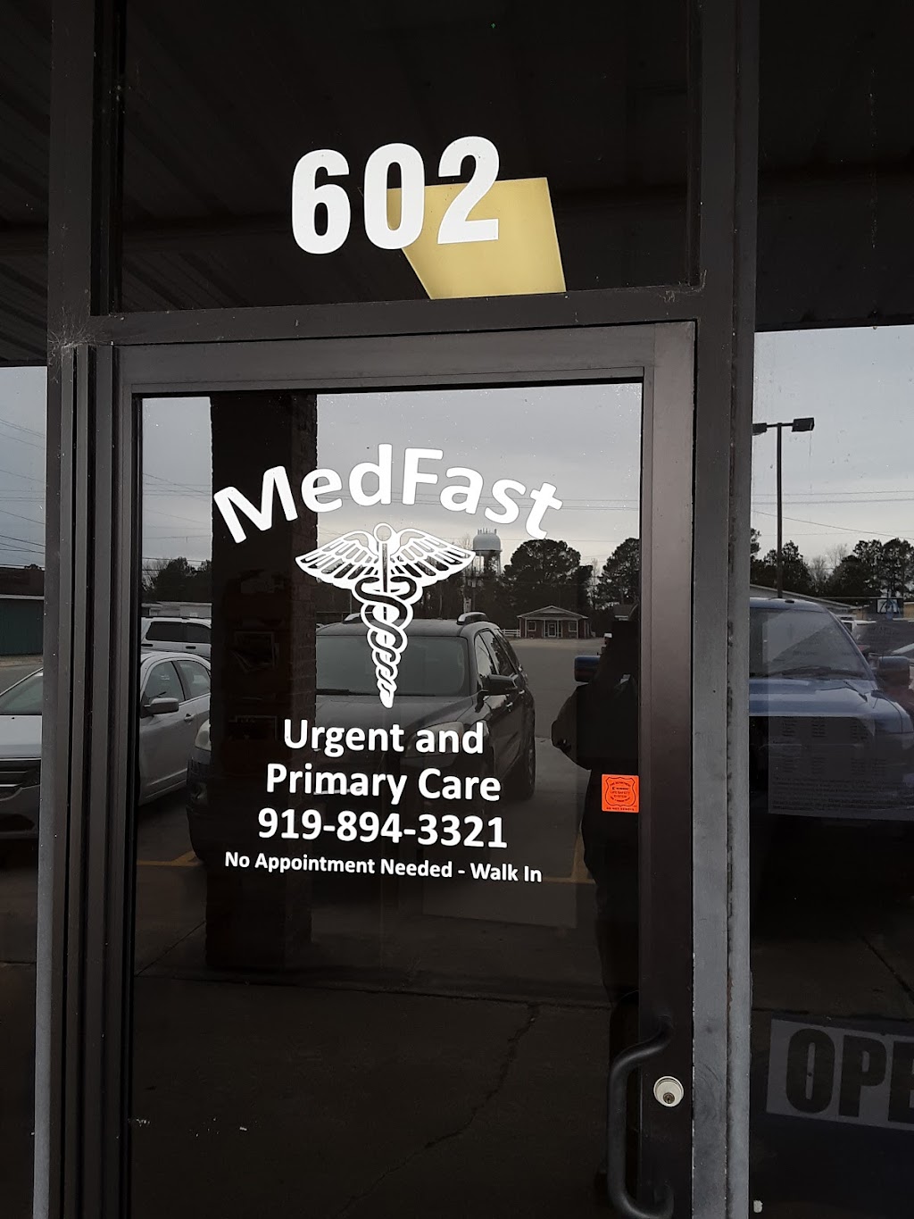 Med Fast Urgent & Primary Care | 602 S Wall St, Benson, NC 27504, USA | Phone: (919) 894-3321